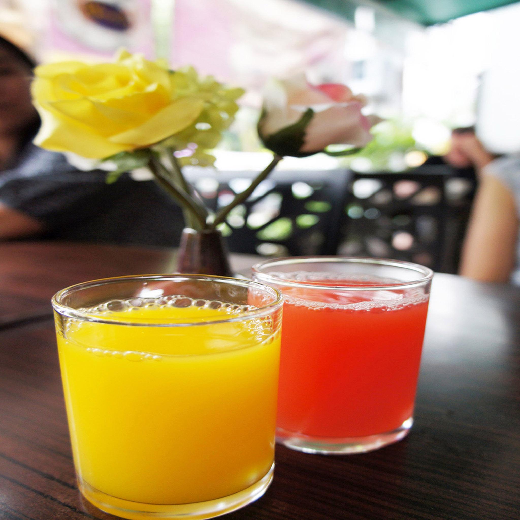 Sawasdee Hotel @ Sukhumvit Soi 8 Банкок Екстериор снимка