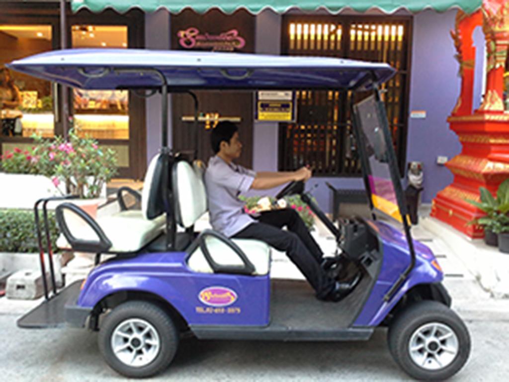 Sawasdee Hotel @ Sukhumvit Soi 8 Банкок Екстериор снимка
